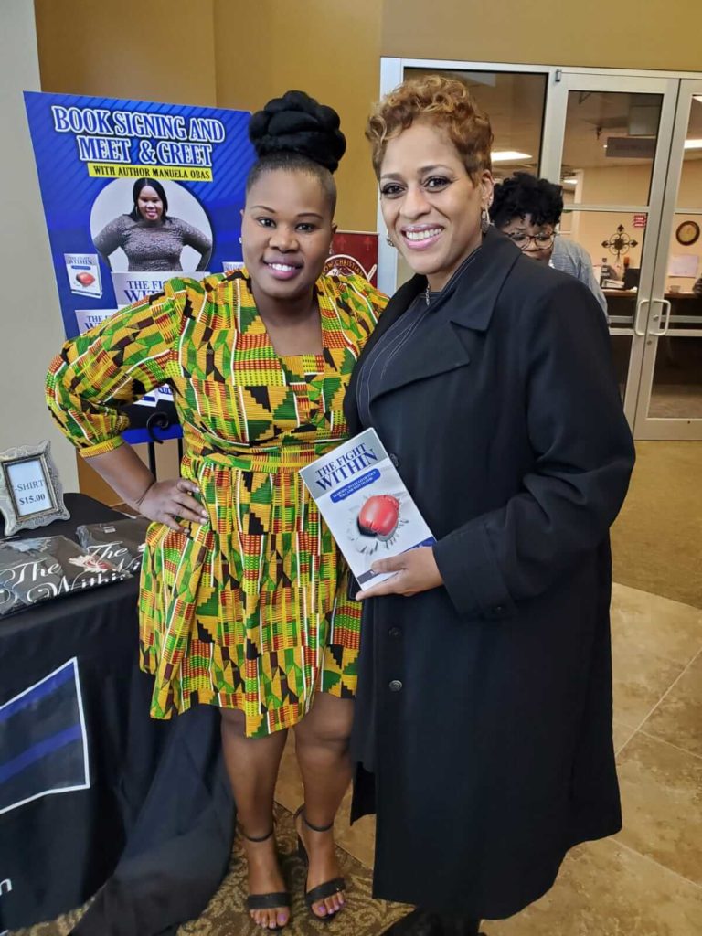 Book signing event (9)